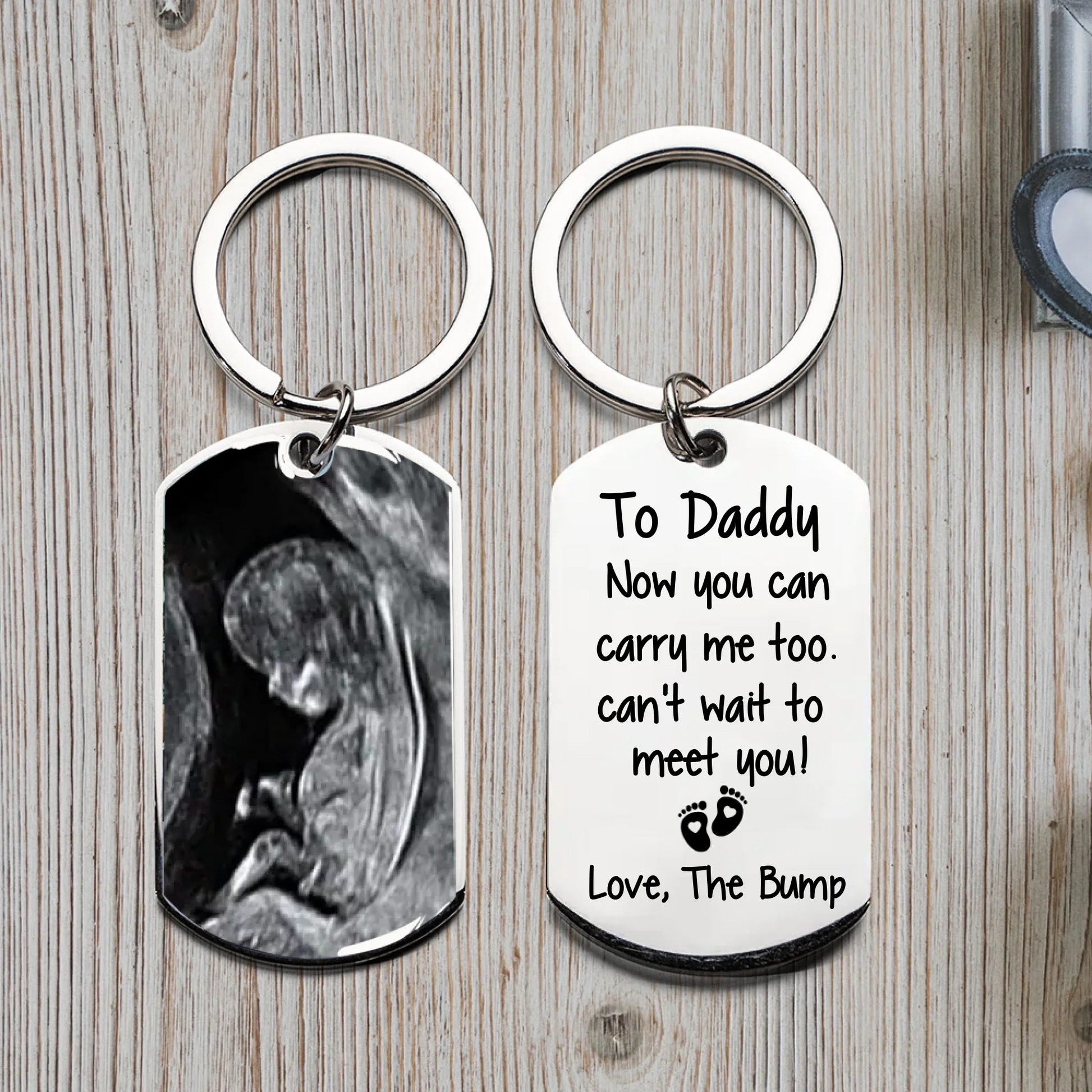 Mockup Engraved Stainless Steel Keychain_Preview 2